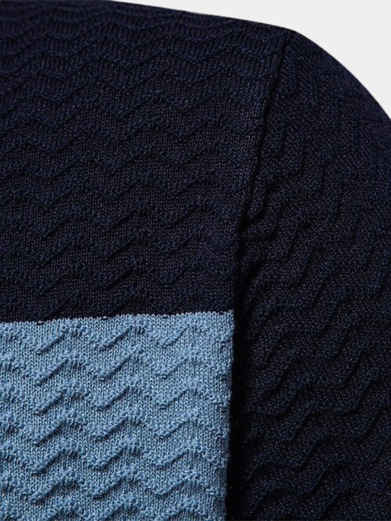 Classic Fitted Polo with Zip Collar and Short Sleeves - Alder & Voss